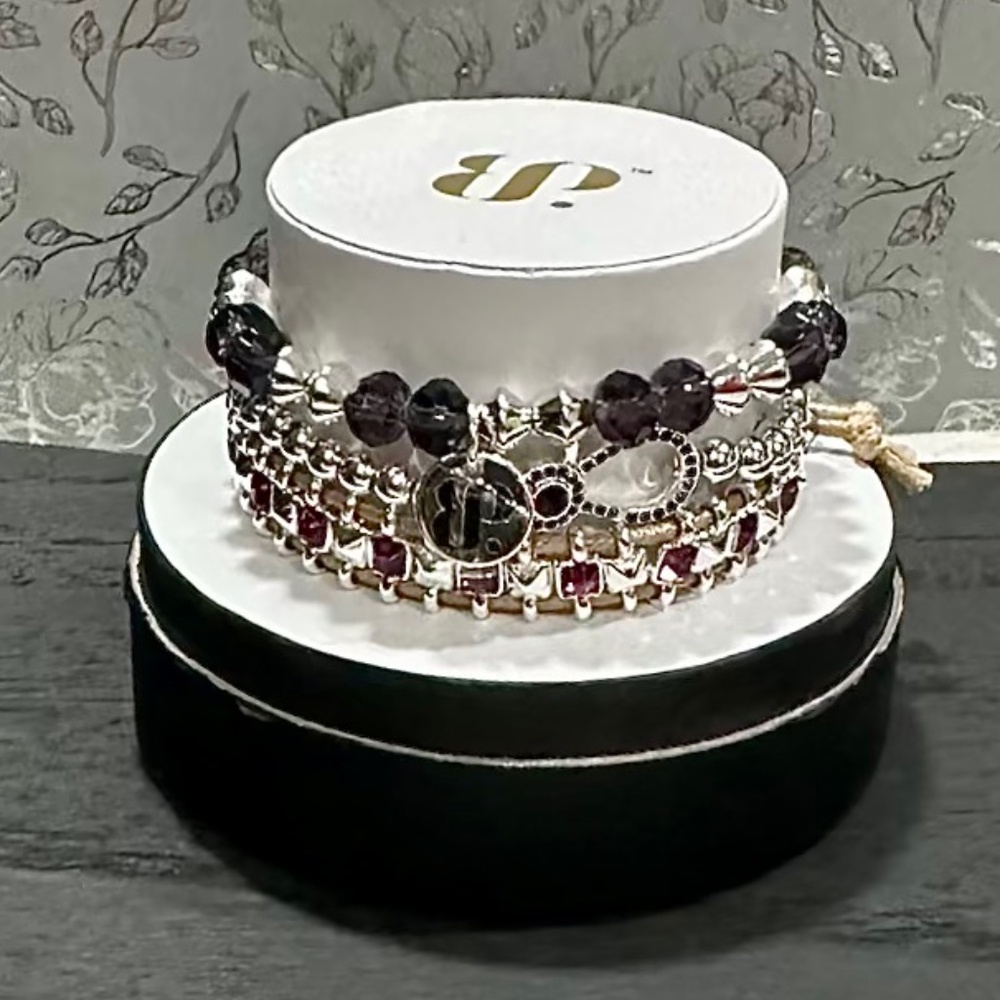 ✨ “Simply That Girl” Bracelet Set – Lab-Created Stones | Silver Plating